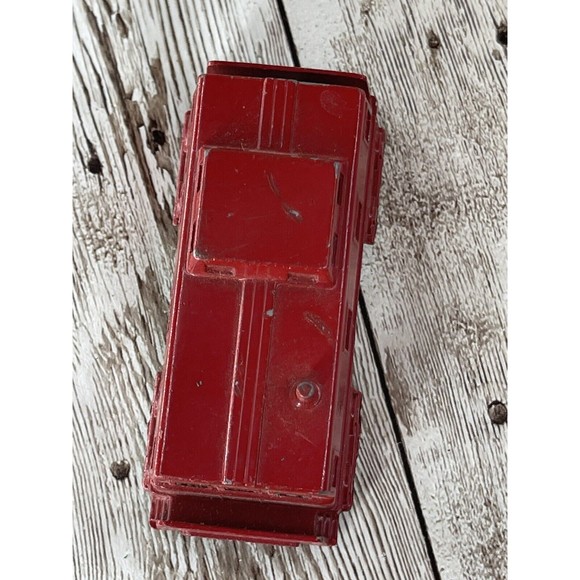 Vintage Midgetoy Rockford Ill Metal Red Caboose Train Car 3" Made in USA - Picture 12 of 16